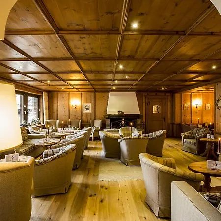 酒店 奥特施米德希特珀特酒店  4*