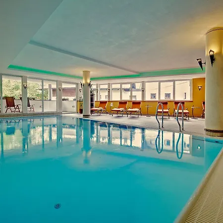 Alte Schmiede Hiltpolt 호텔 4*