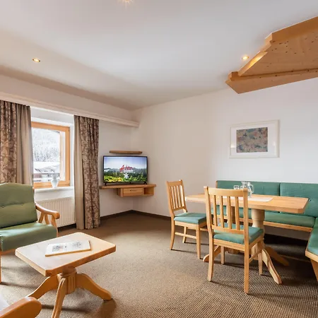 Alte Schmiede Hiltpolt 4*