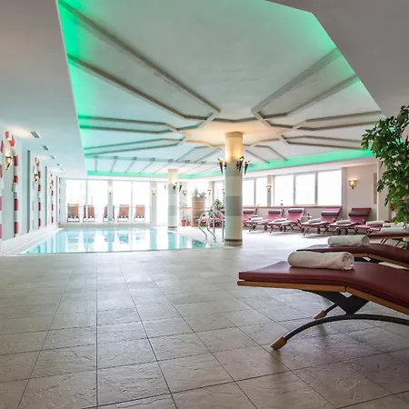 Hotel Alte Schmiede Hiltpolt 4*