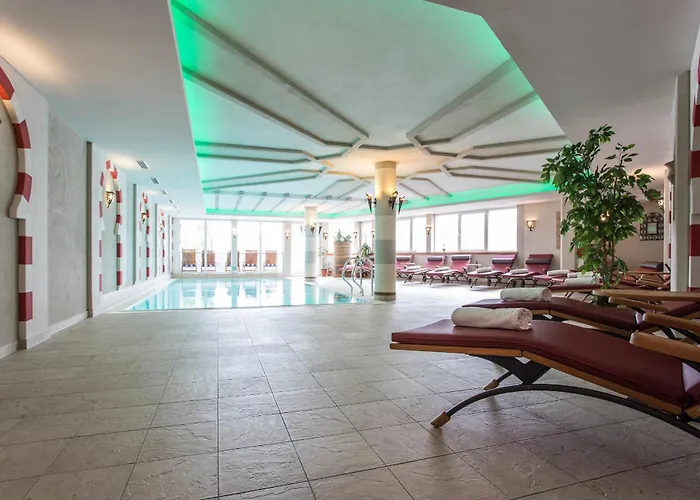 Hotel Alte Schmiede Hiltpolt 4*